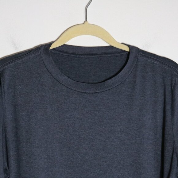 Vuori Daydream Crew Womens Medium Navy Blue Pullover Casual Comfort Athleisure - Picture 2 of 5